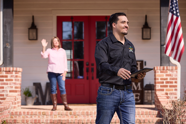an expert visit a house